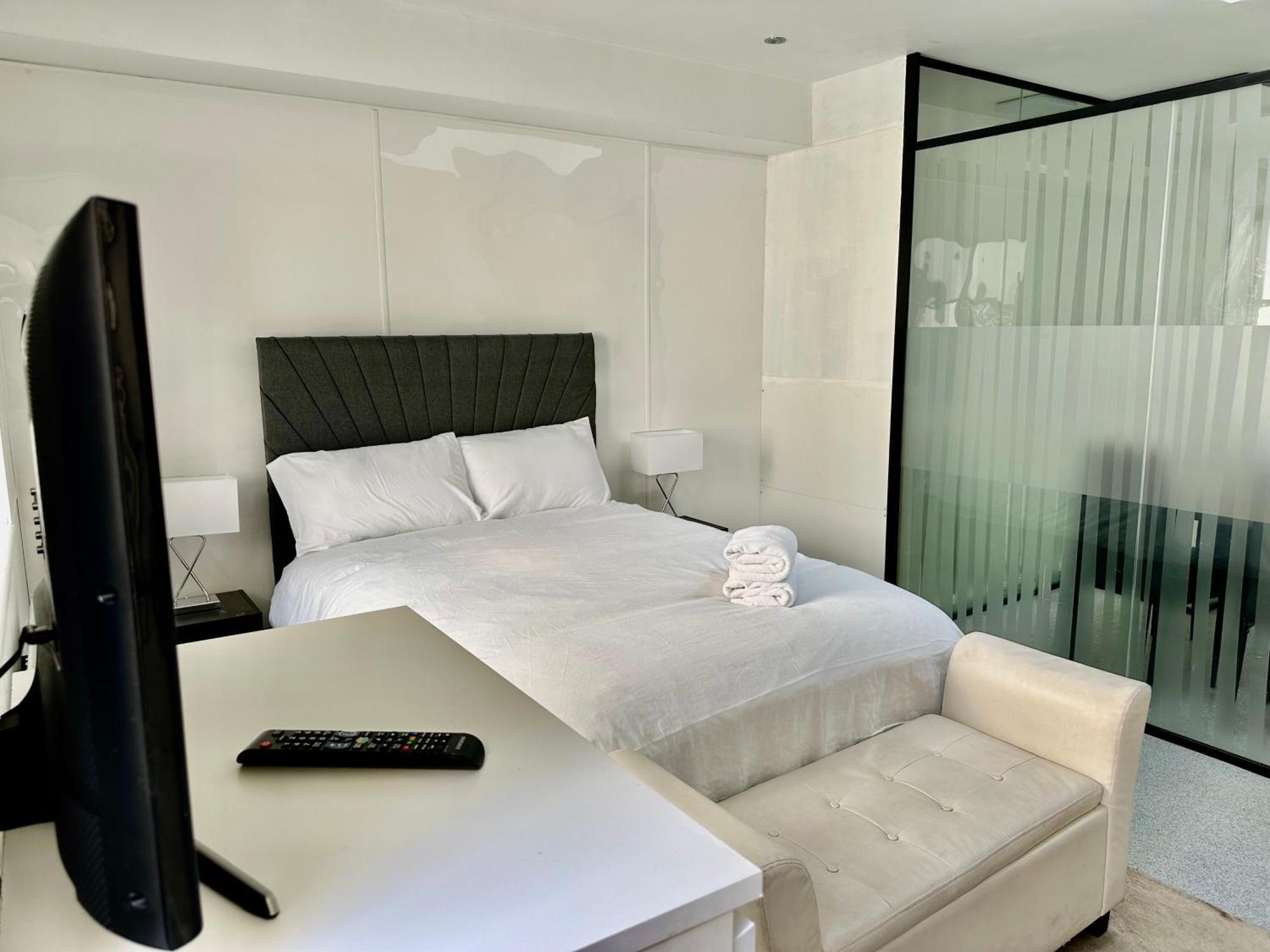 Apartment Westferry Two *