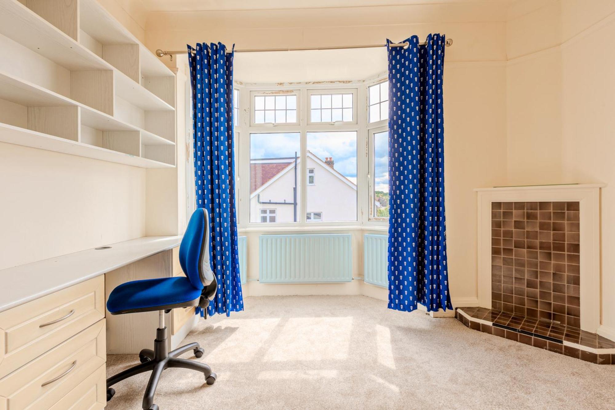 Apartment Immense 3br House, Garden Near Tooting Cmns, South London