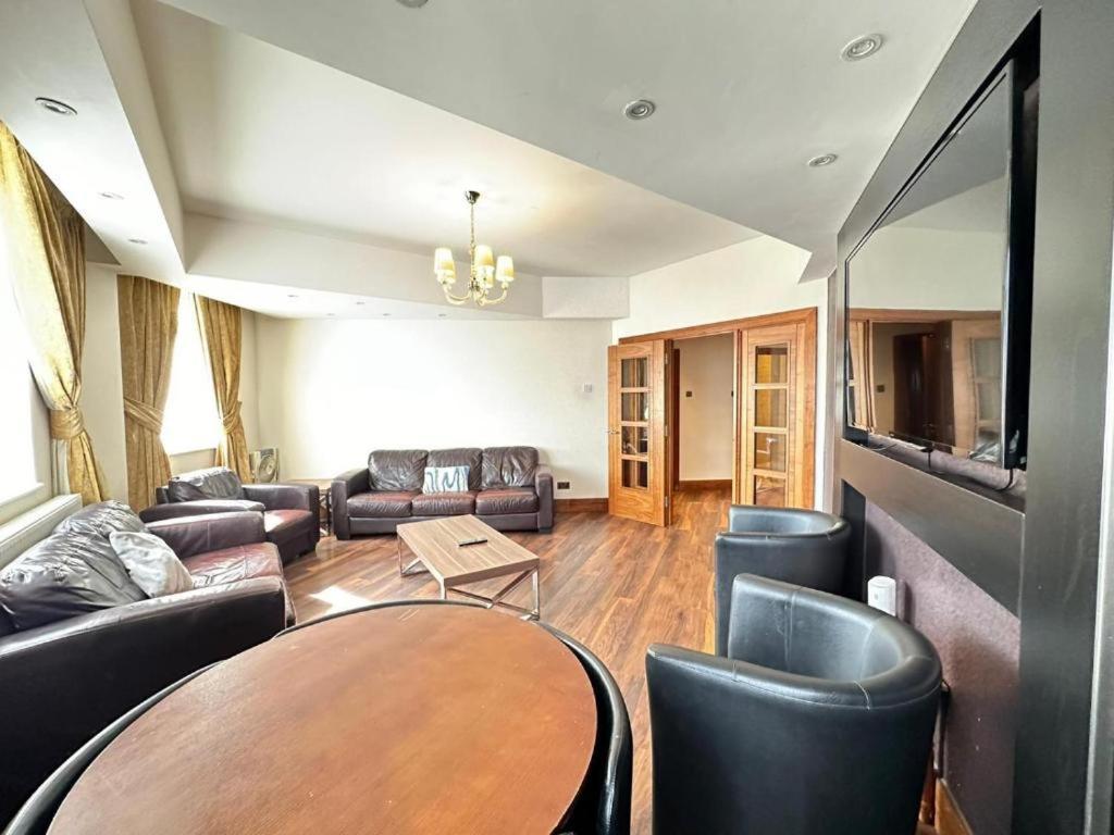 Two Bedroom Near Oxford Street Appartamento