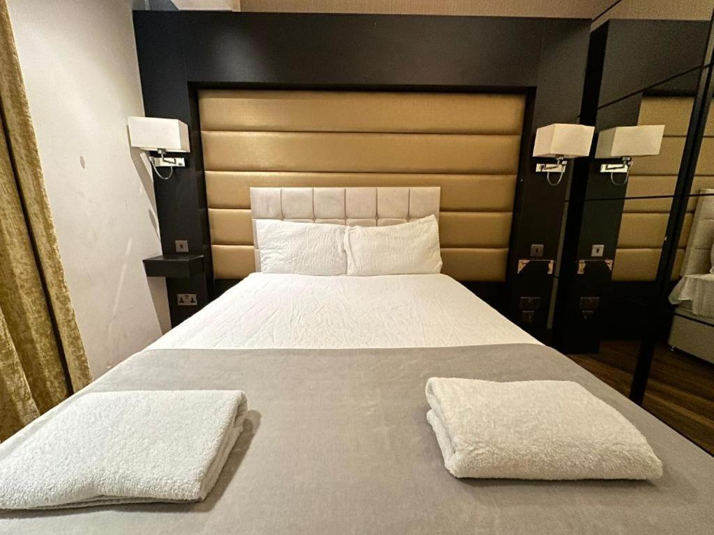 Apartment Two Bedroom Near Oxford Street London