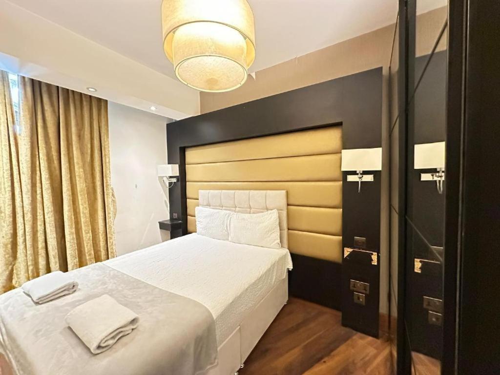 Appartamento Two Bedroom Near Oxford Street Londra