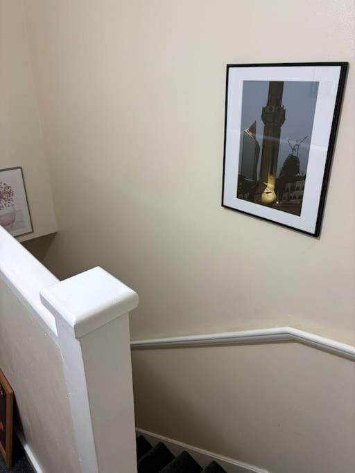 Apartment Private Gated Development In Bridge, Cosy With Great Transport Links *