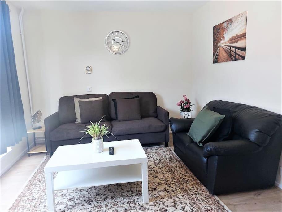 Zone 2, Spacious 3 Bedroom House Vakantiehuis