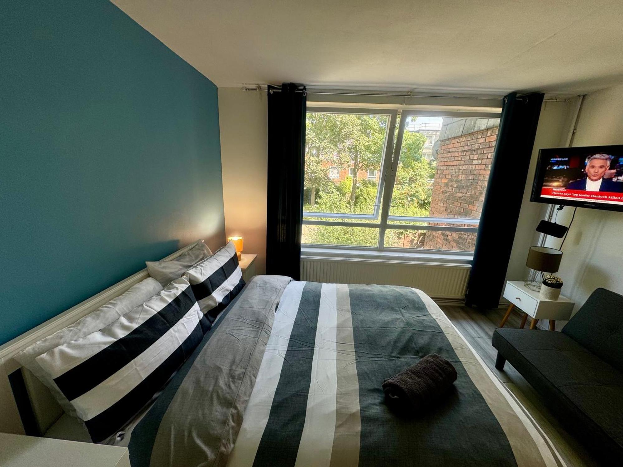 Tottenham Velvet