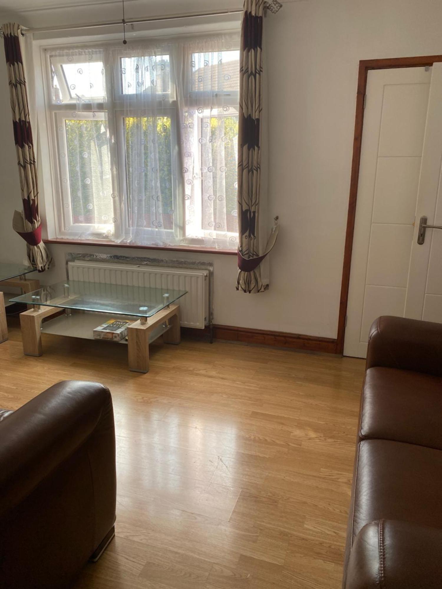 Homestay 35 Holborn Road E13 8ph