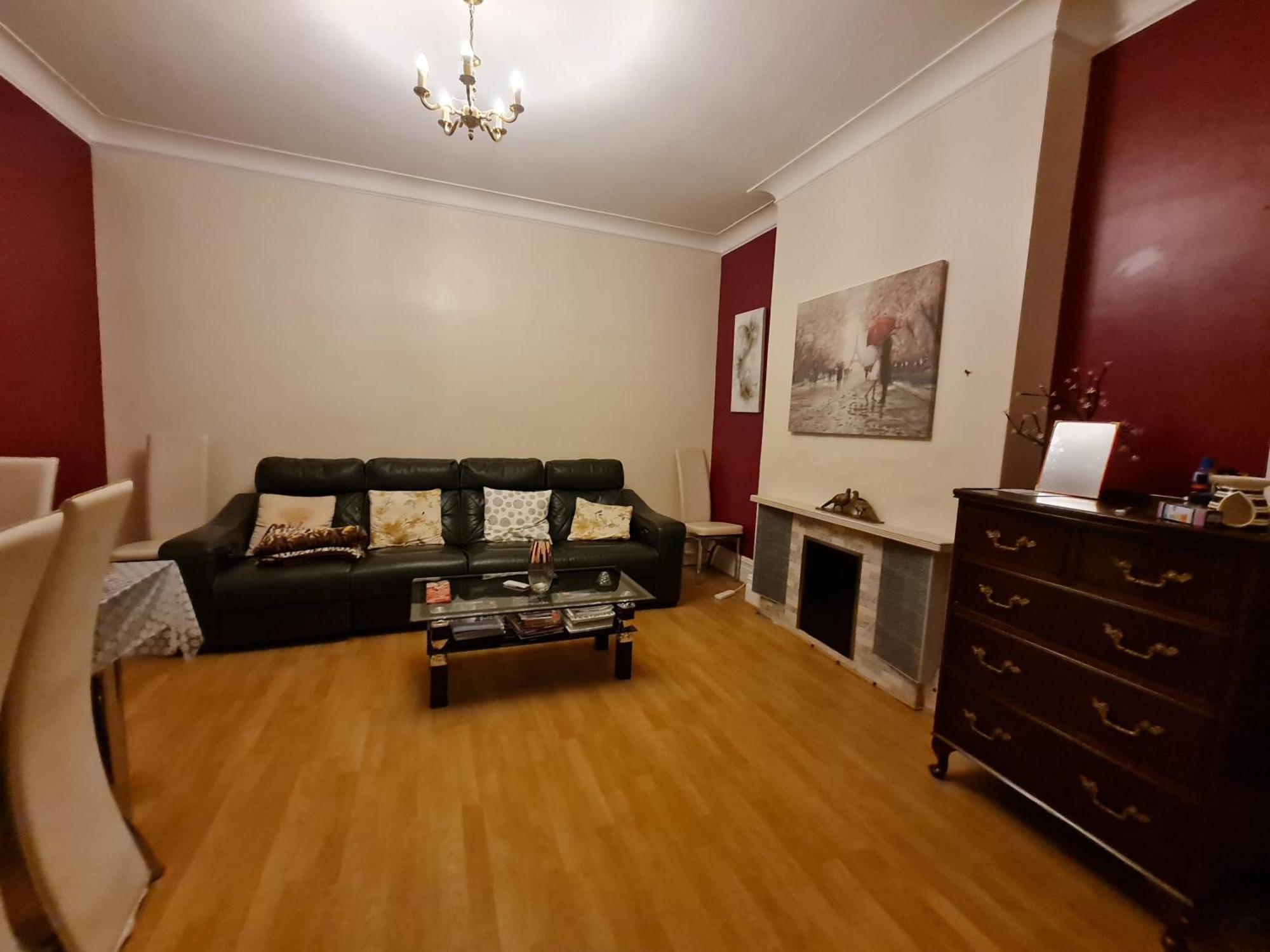 Holiday home House-sleeps4-parking-garden