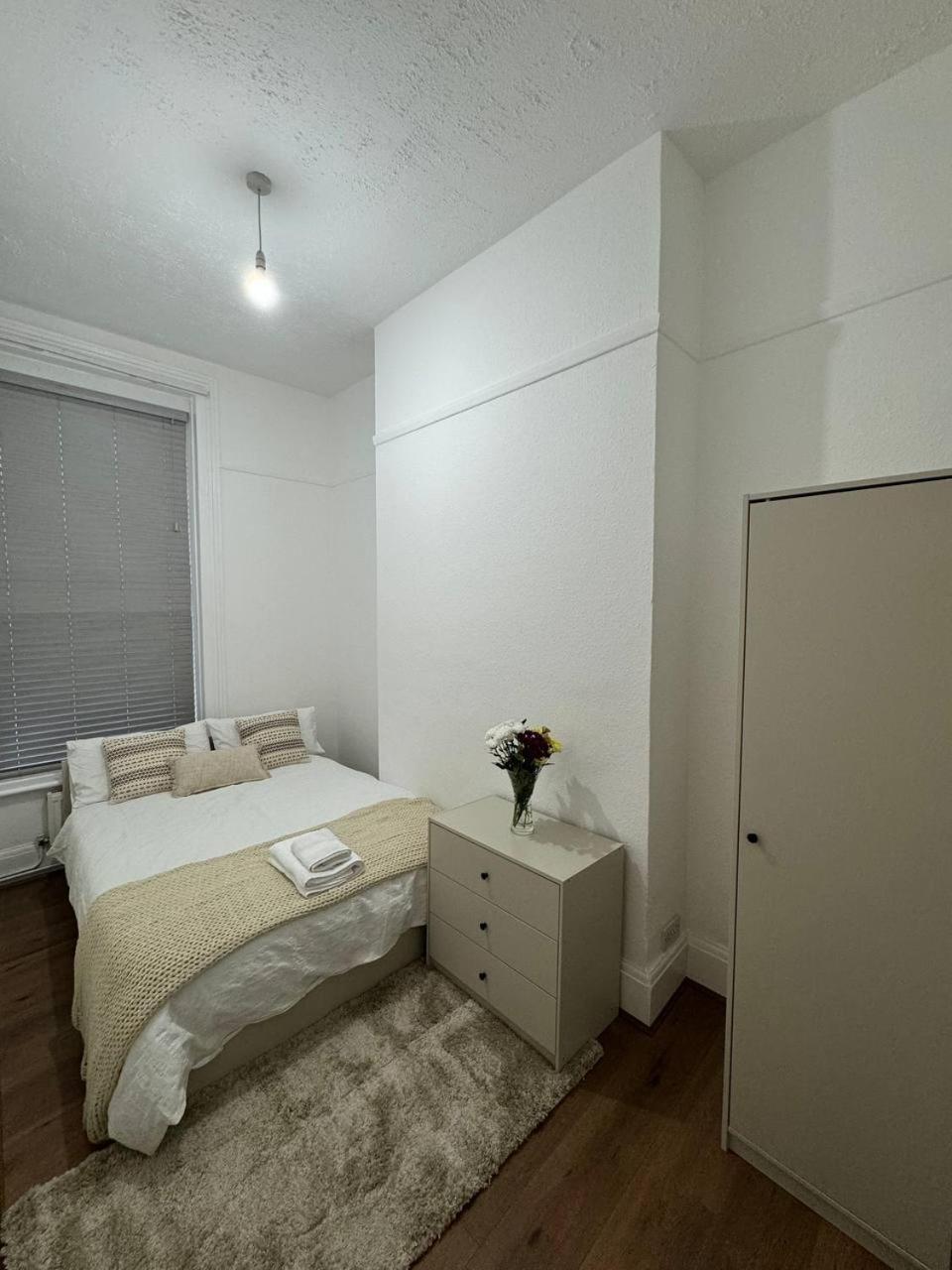 Cheerful 3 Bedroom Apartment