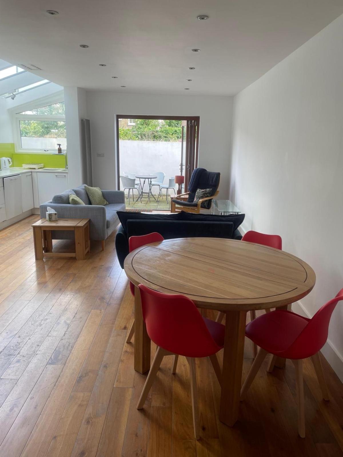 Appartement Stunning 3 Bed Londen