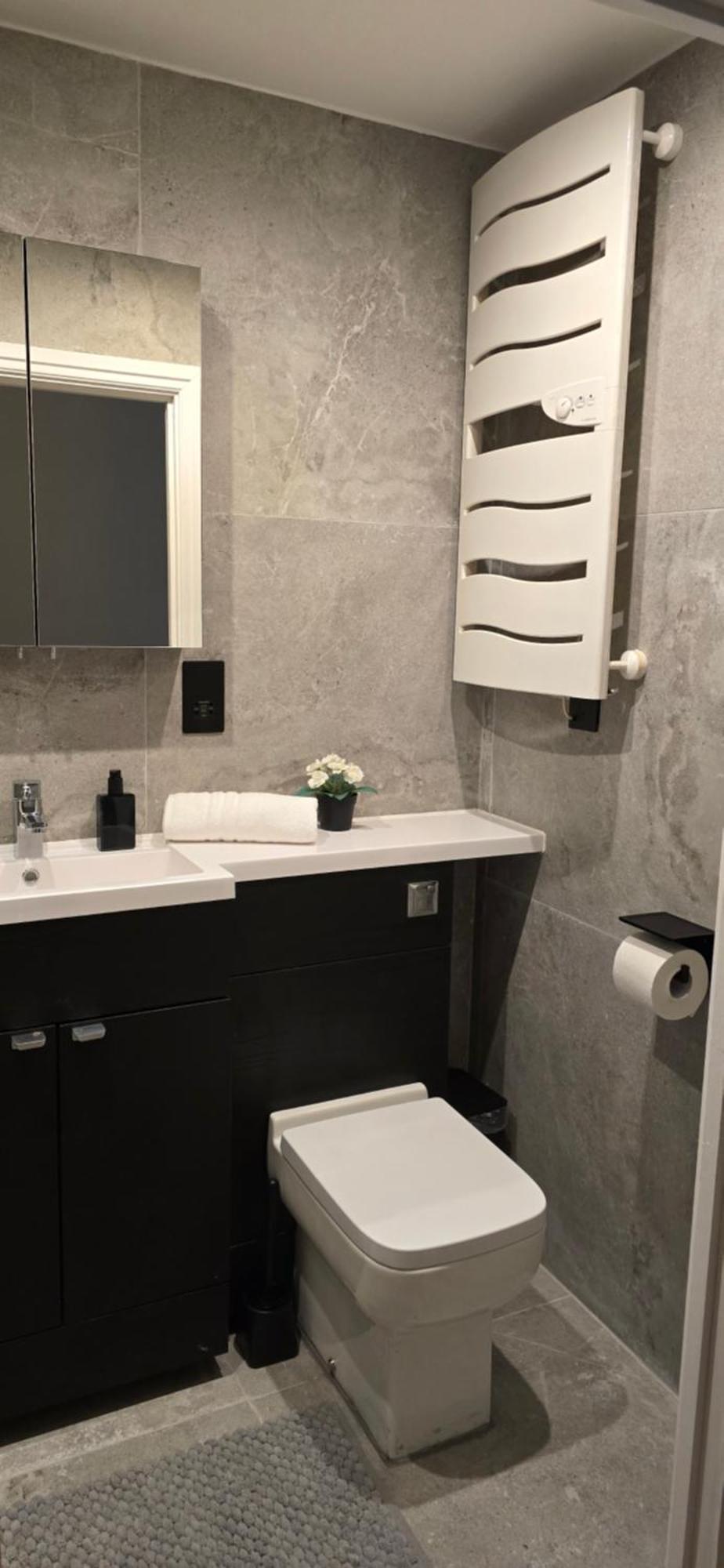 Cozy 2br, In A Gated Building Apartment *