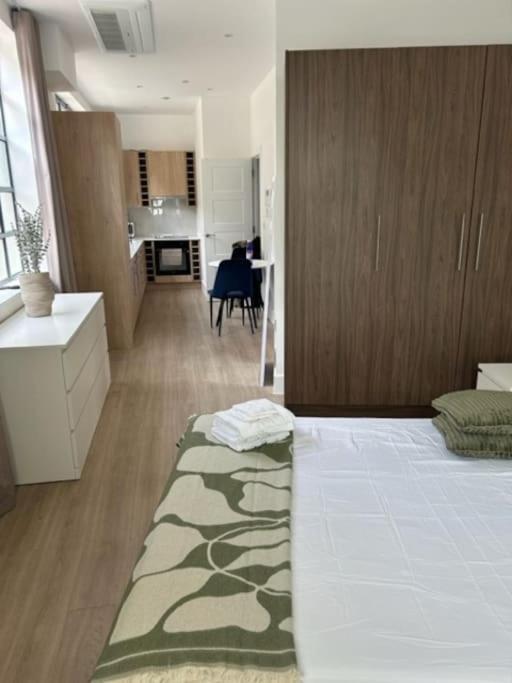Appartamento Stylish Spacious Studio, London- Zone 1 *