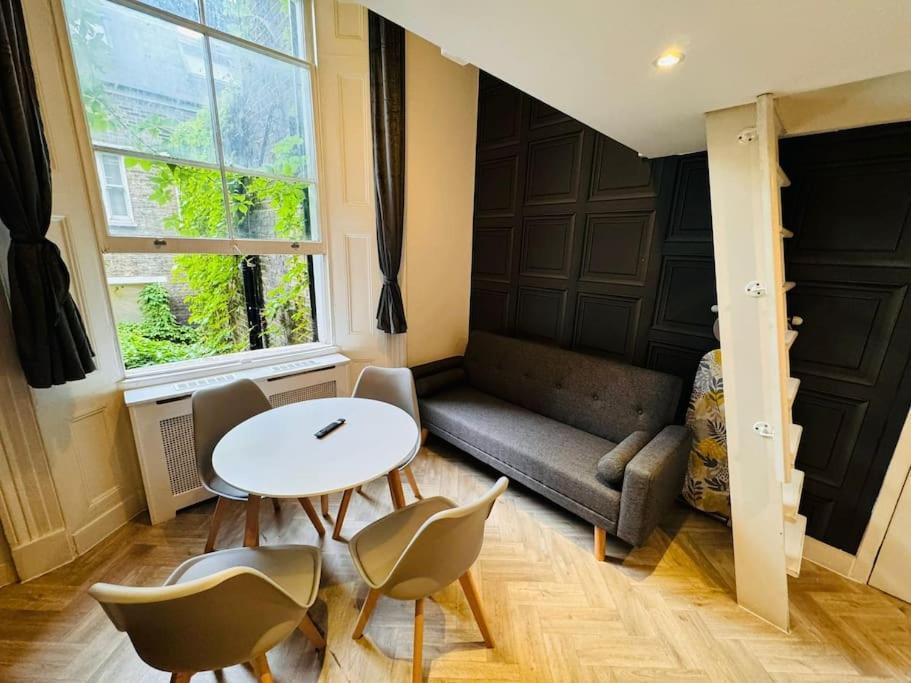 Lägenhet Trio's Haven In Portebello Road London