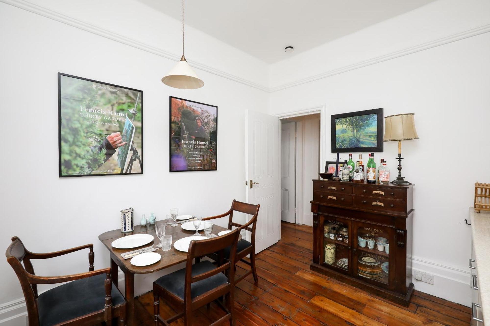 Charming West End In Peaceful Fitzrovia London