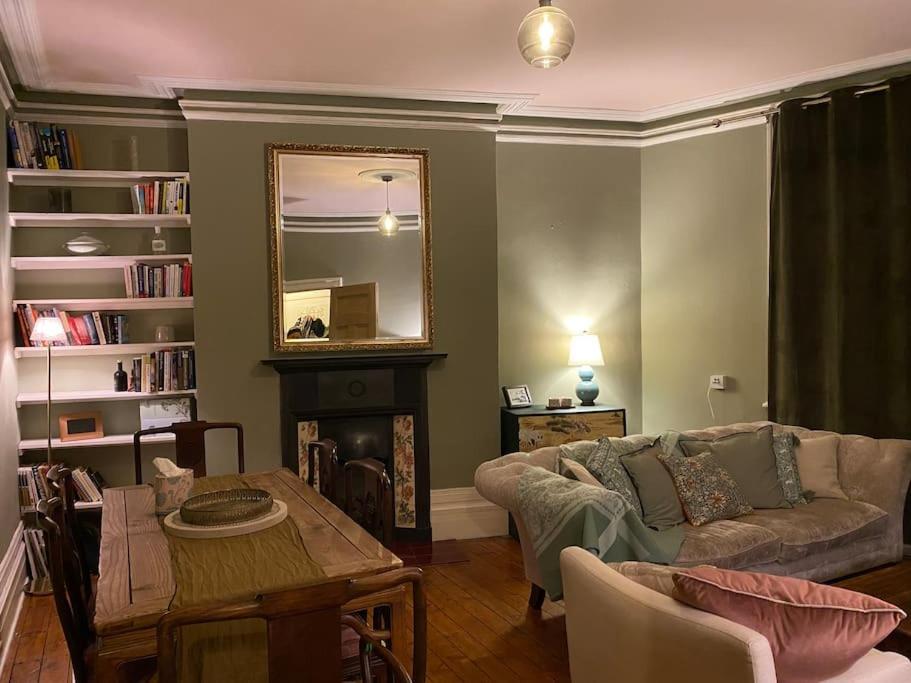 Apartment Cosy & Unique London