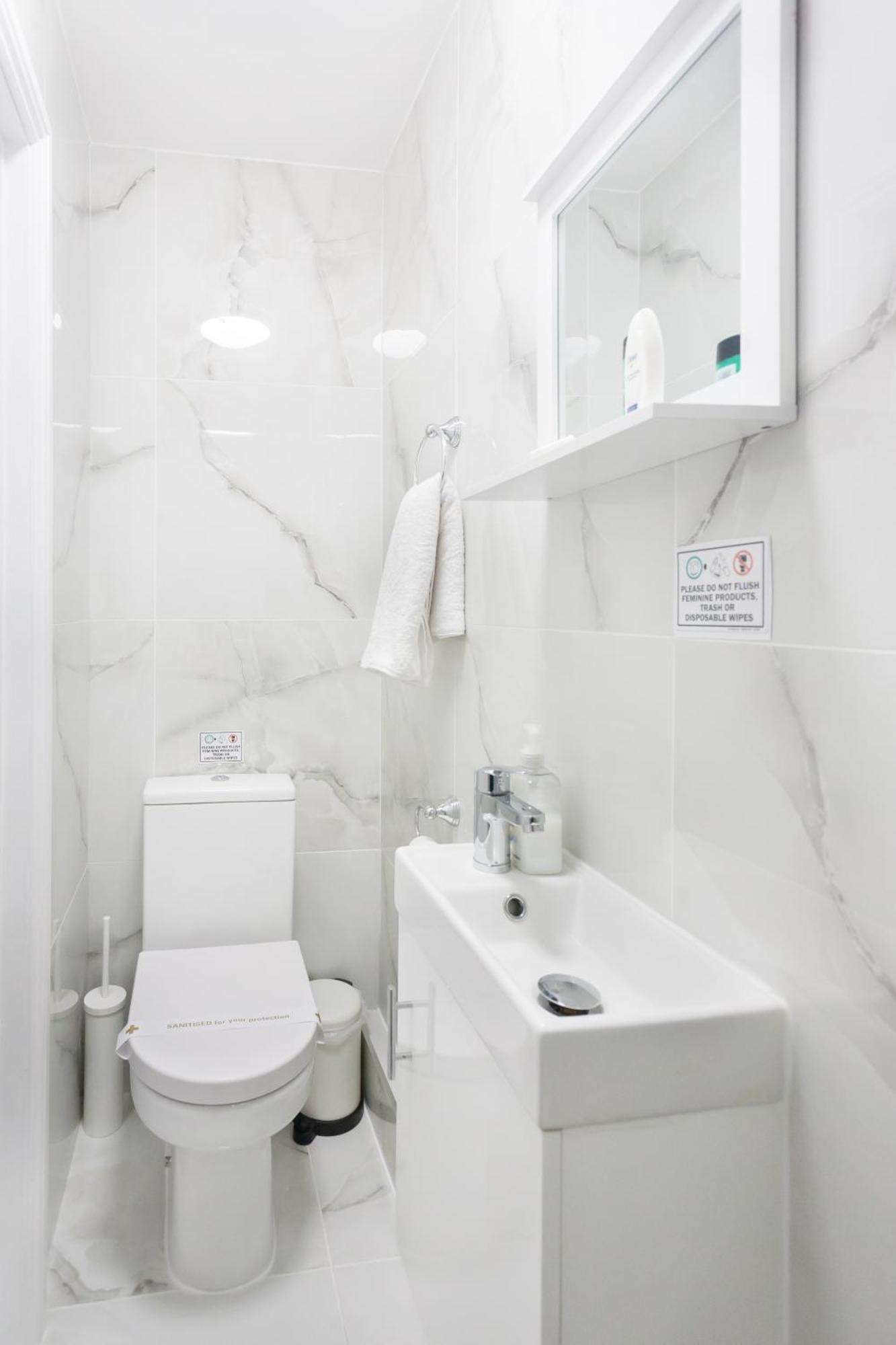 Guest house Studio9 - Next To Emirates Stadium - Budget With Shared Bathroom