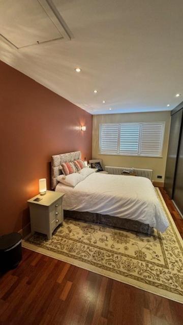 Privatunterkunft Stunning Double Bedroom Greenwich With Private Bathroom *