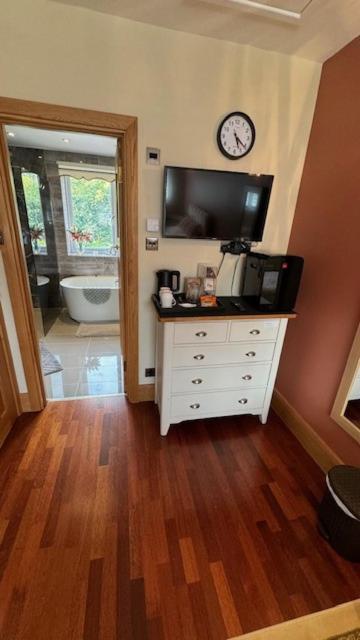 Stunning Double Bedroom Greenwich With Private Bathroom