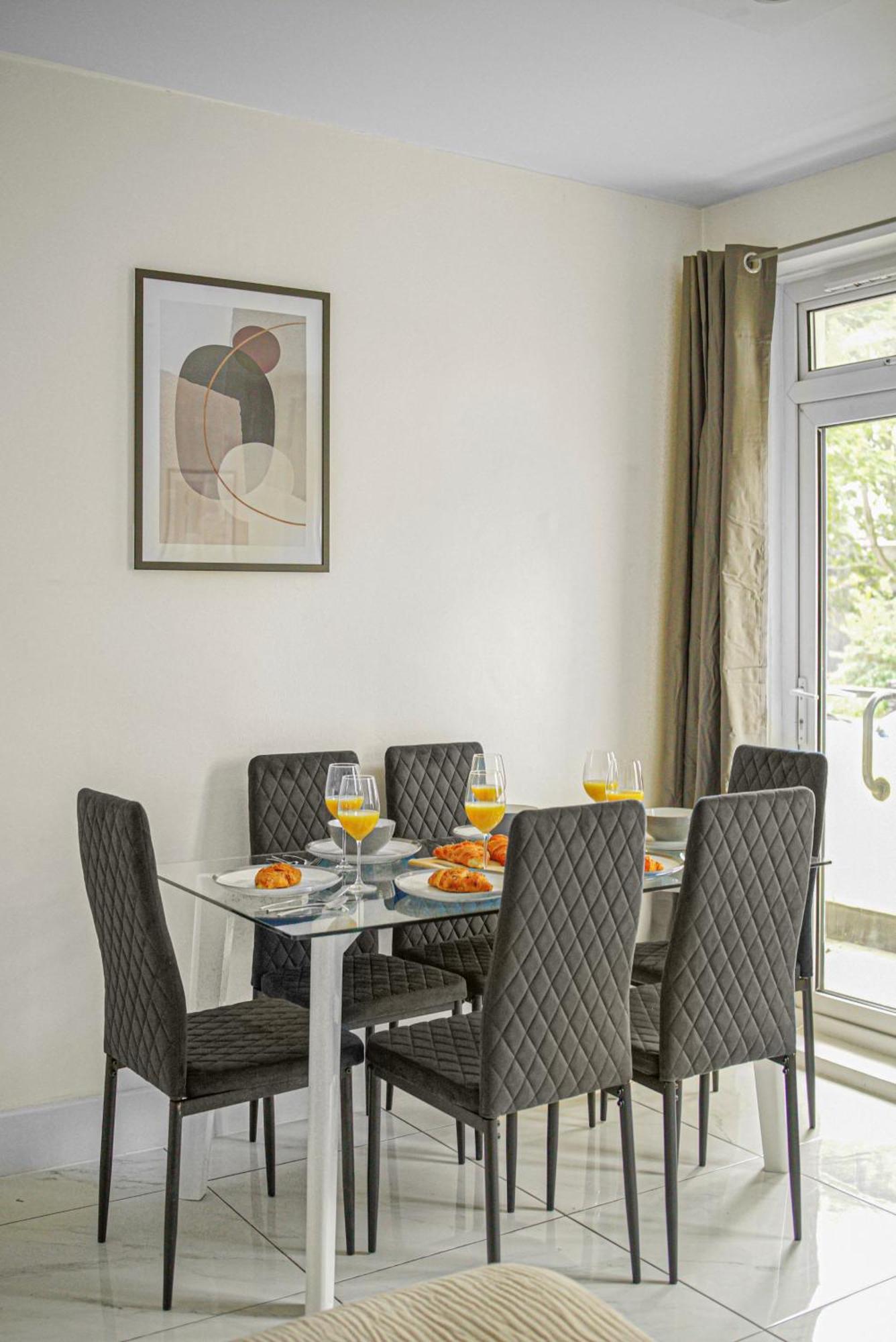 Paddington - 2br With Balcony - Cityapartmentstay * London