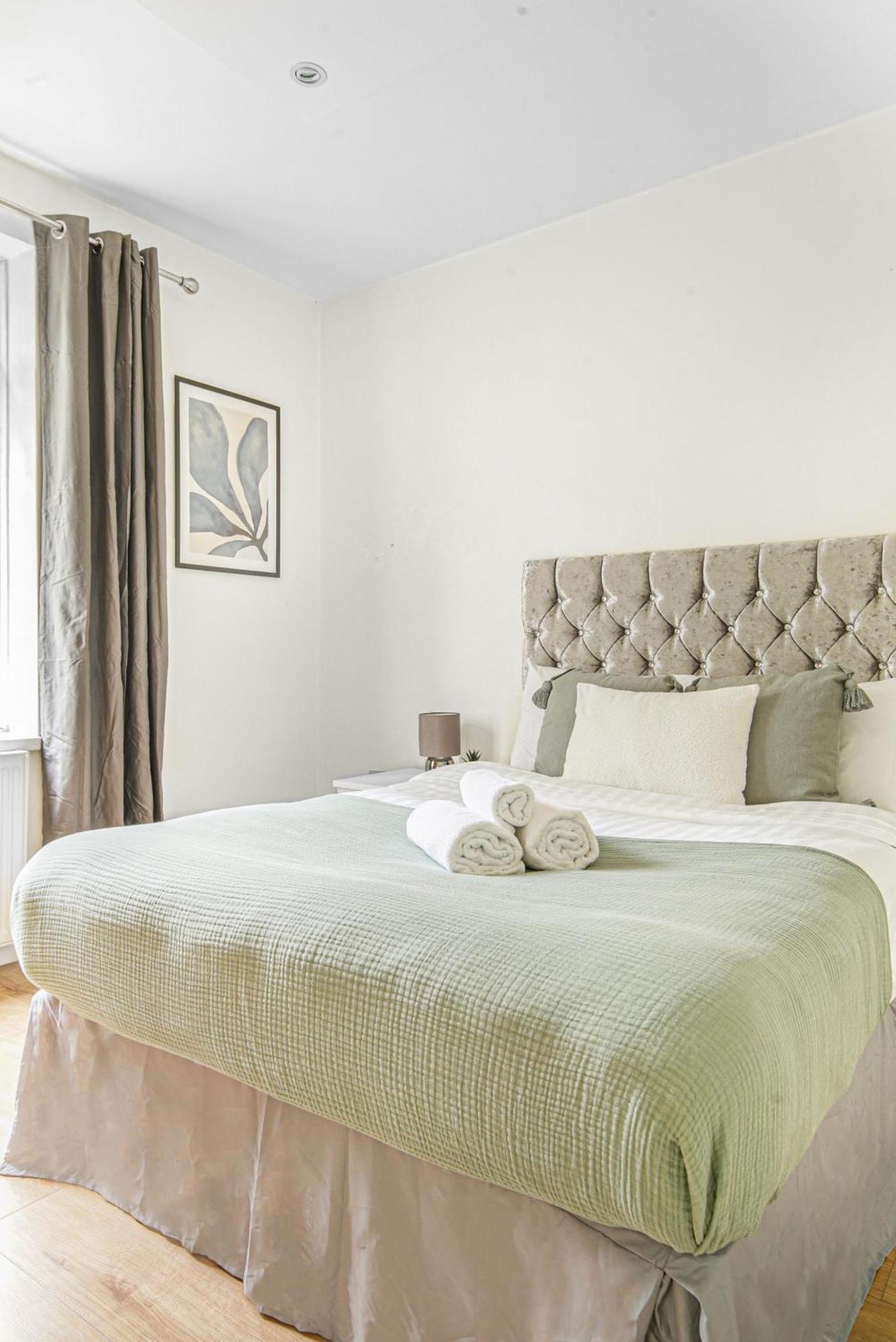 Paddington - 2br With Balcony - Cityapartmentstay Apartment