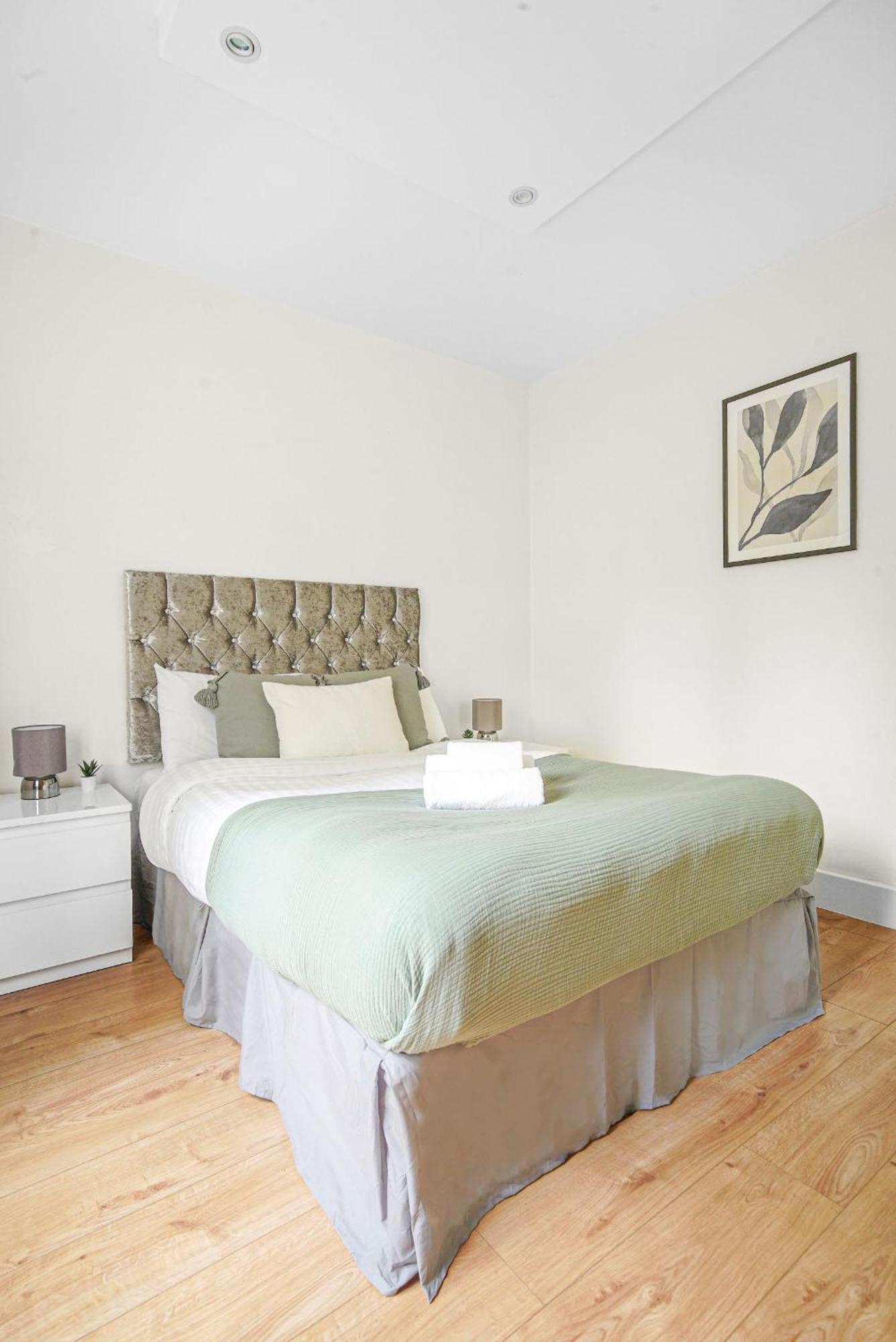 Paddington - 2br With Balcony - Cityapartmentstay London