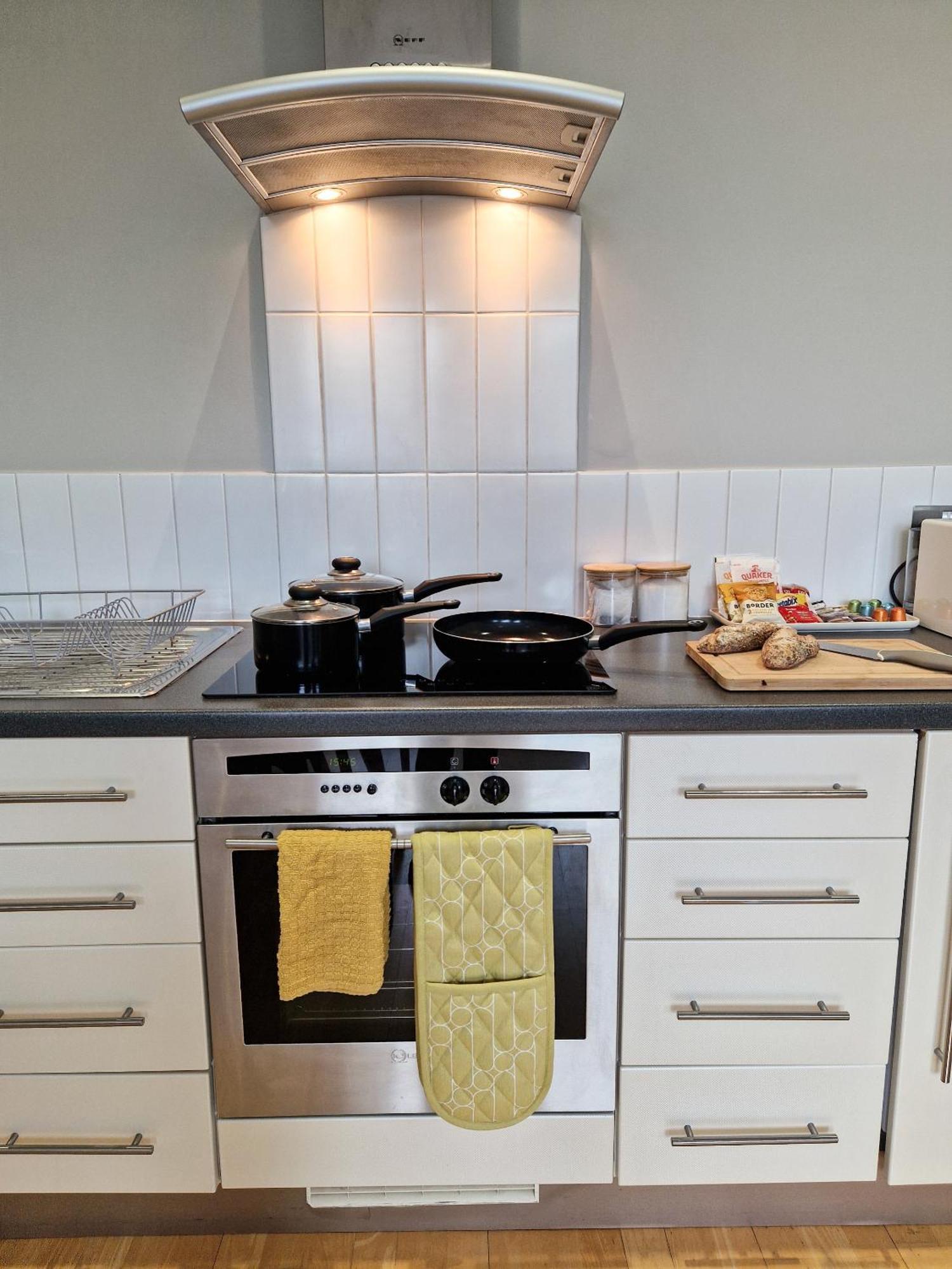 1-bed Apartment, Close To Kensington Olympia With Free Wi-fi & Netflix Londra