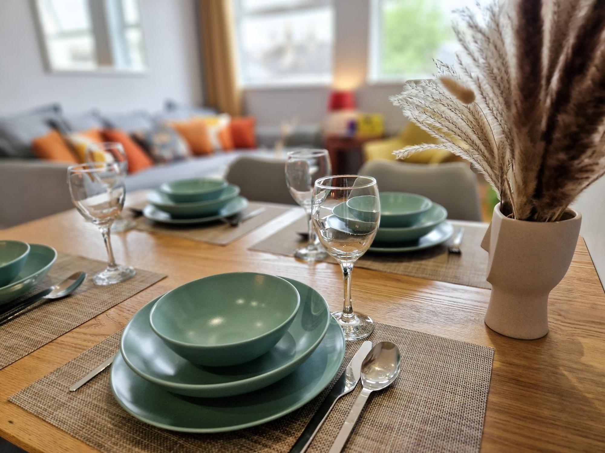 1-bed Apartment, Close To Kensington Olympia With Free Wi-fi & Netflix * Londra