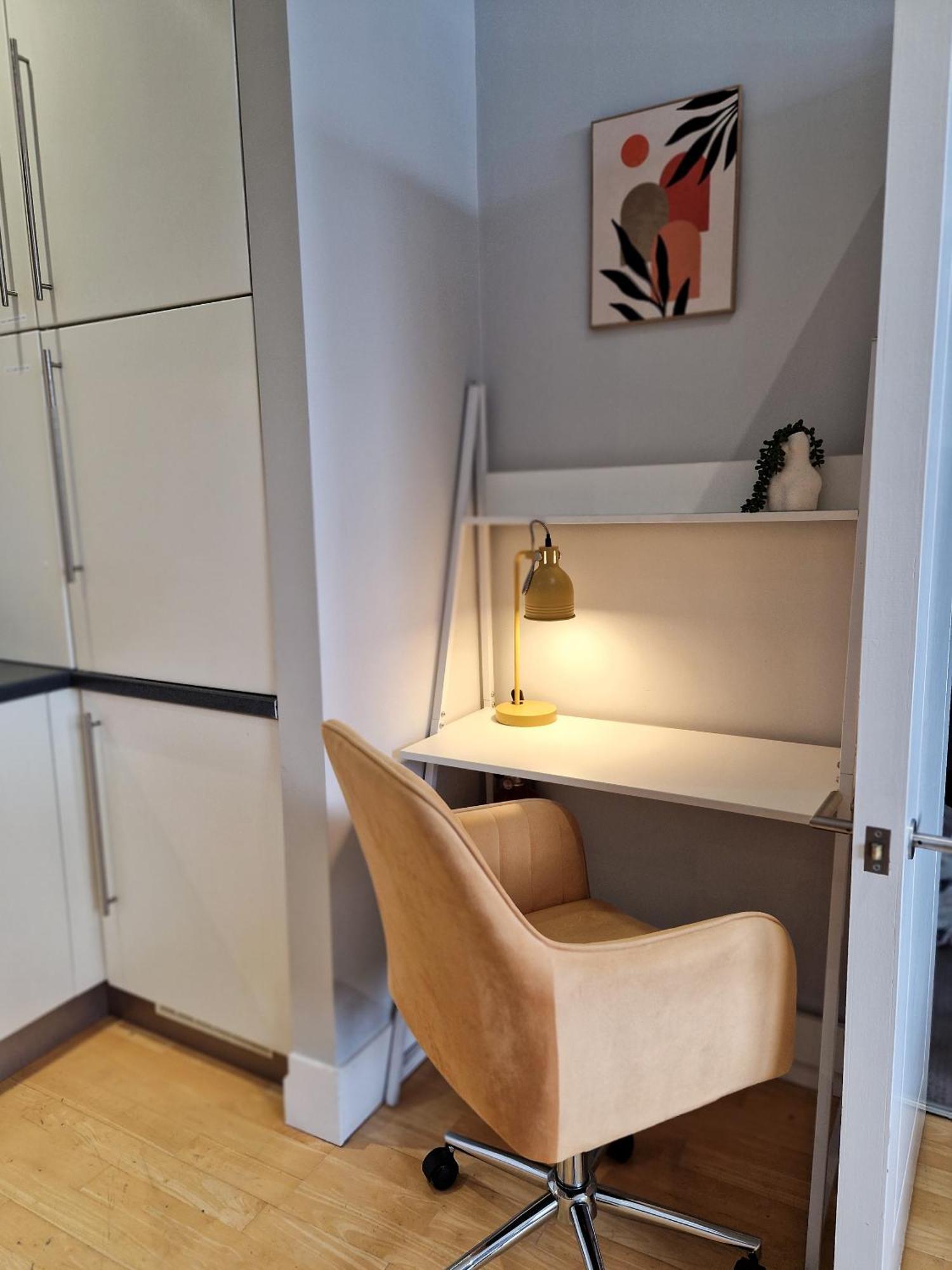 Appartamento 1-bed Apartment, Close To Kensington Olympia With Free Wi-fi & Netflix