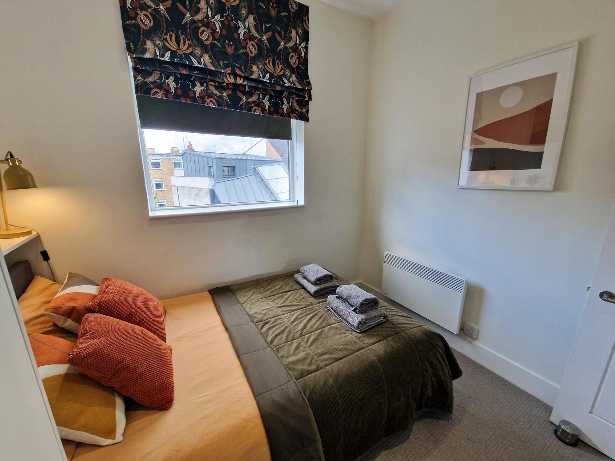 1-bed Apartment, Close To Kensington Olympia With Free Wi-fi & Netflix Appartamento *
