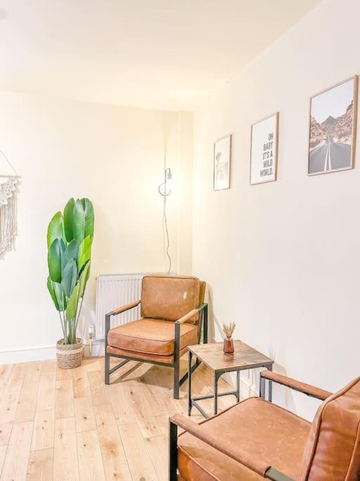Oasis Split Level Flat In Zone 1 Appartement Londen