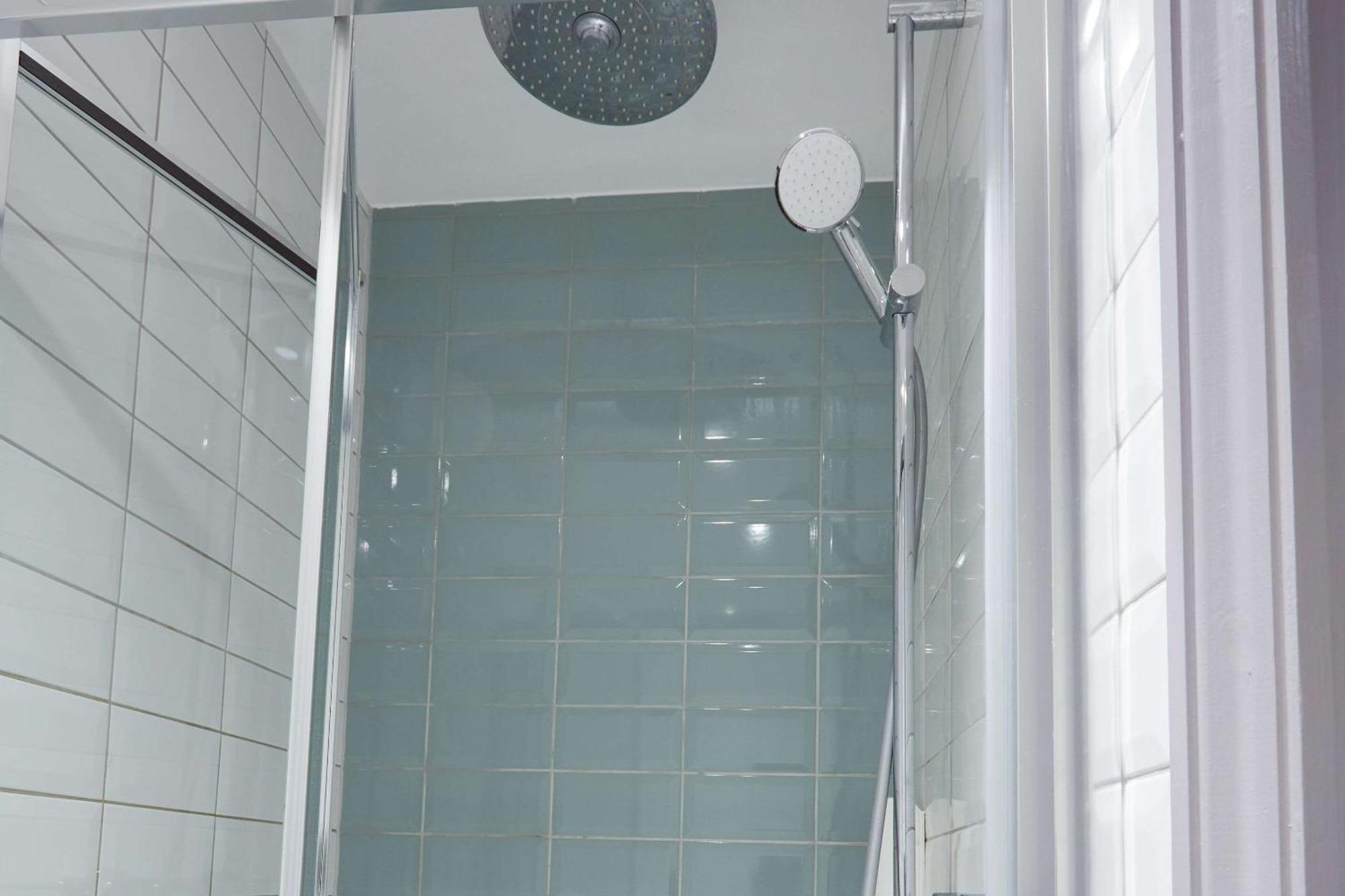 Inn Comfort Victoria London