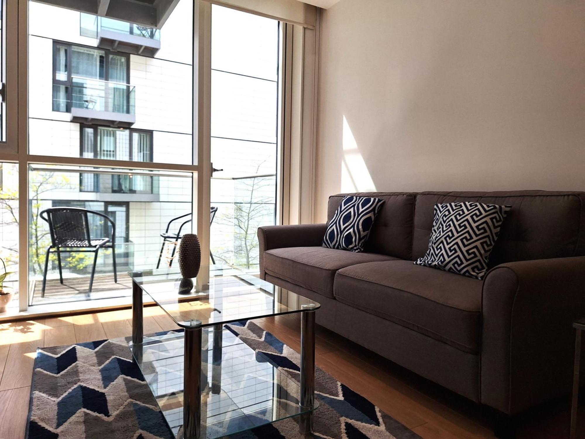 Apartment Tower Hill Serviced *