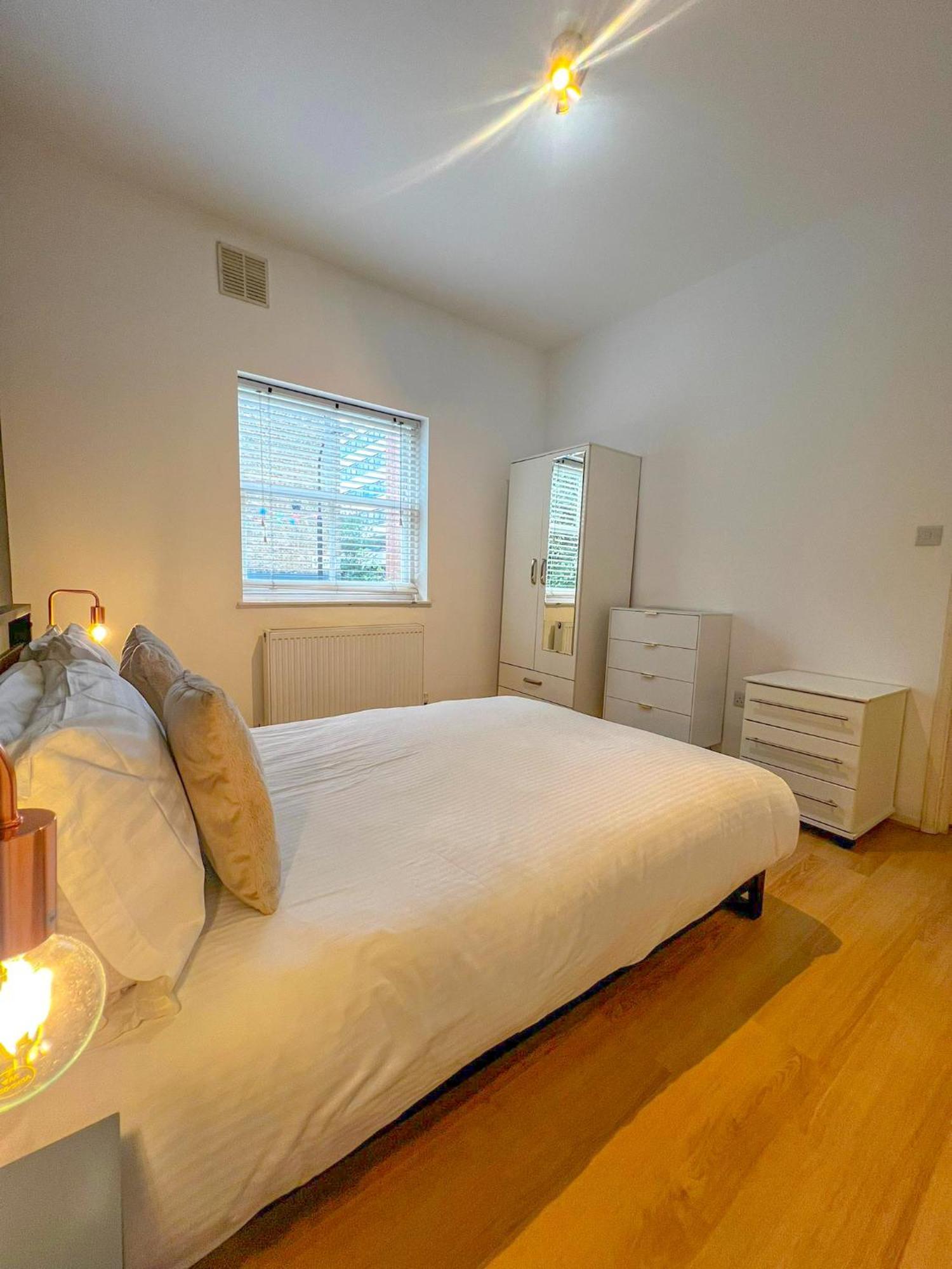 Apartment Maple Street *