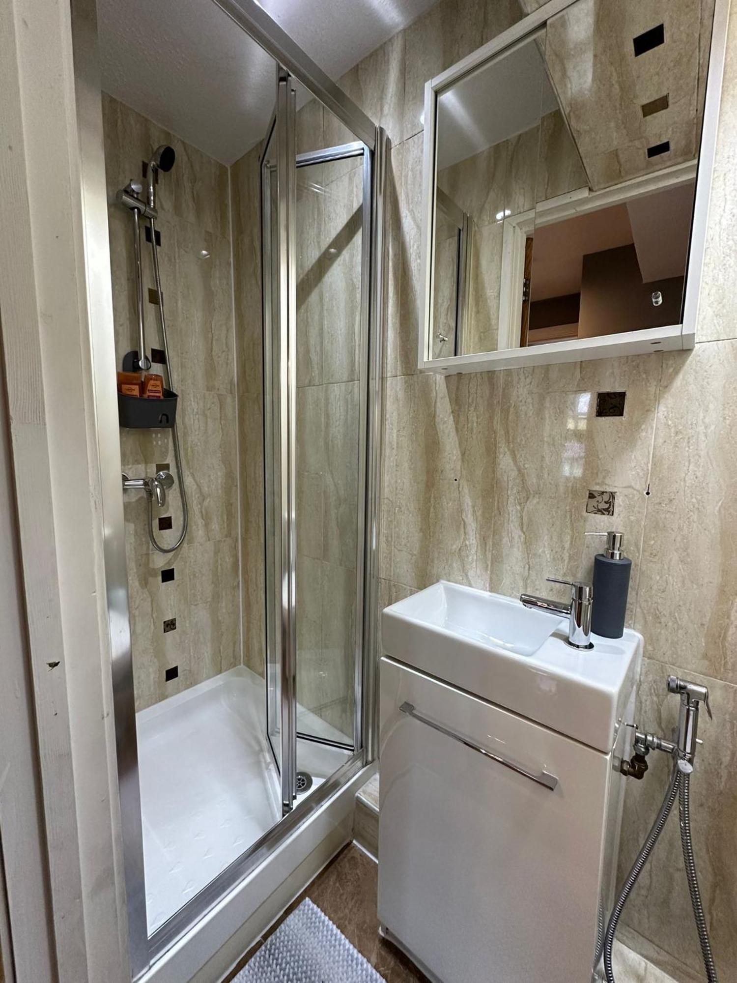 Lovely 2 Bedrooms Appartamento Londra