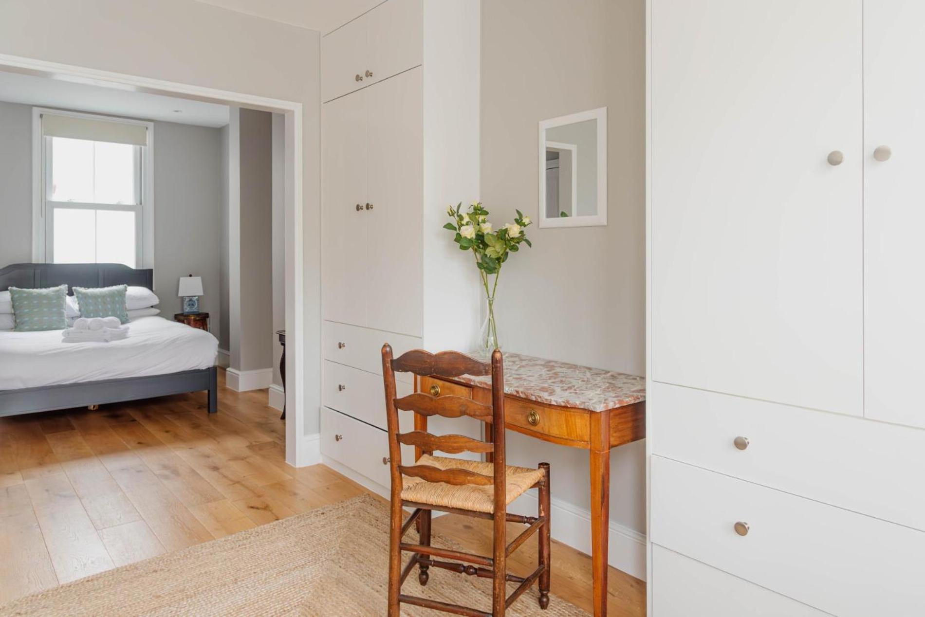 The Thames Embrace 3 Bedroom And Garden House In Battersea Apartment