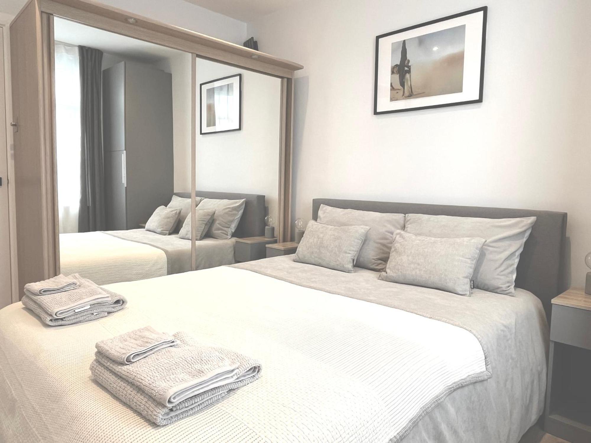 The Comfort You Need In Is 16 Minutes Away From Central Lägenhet London