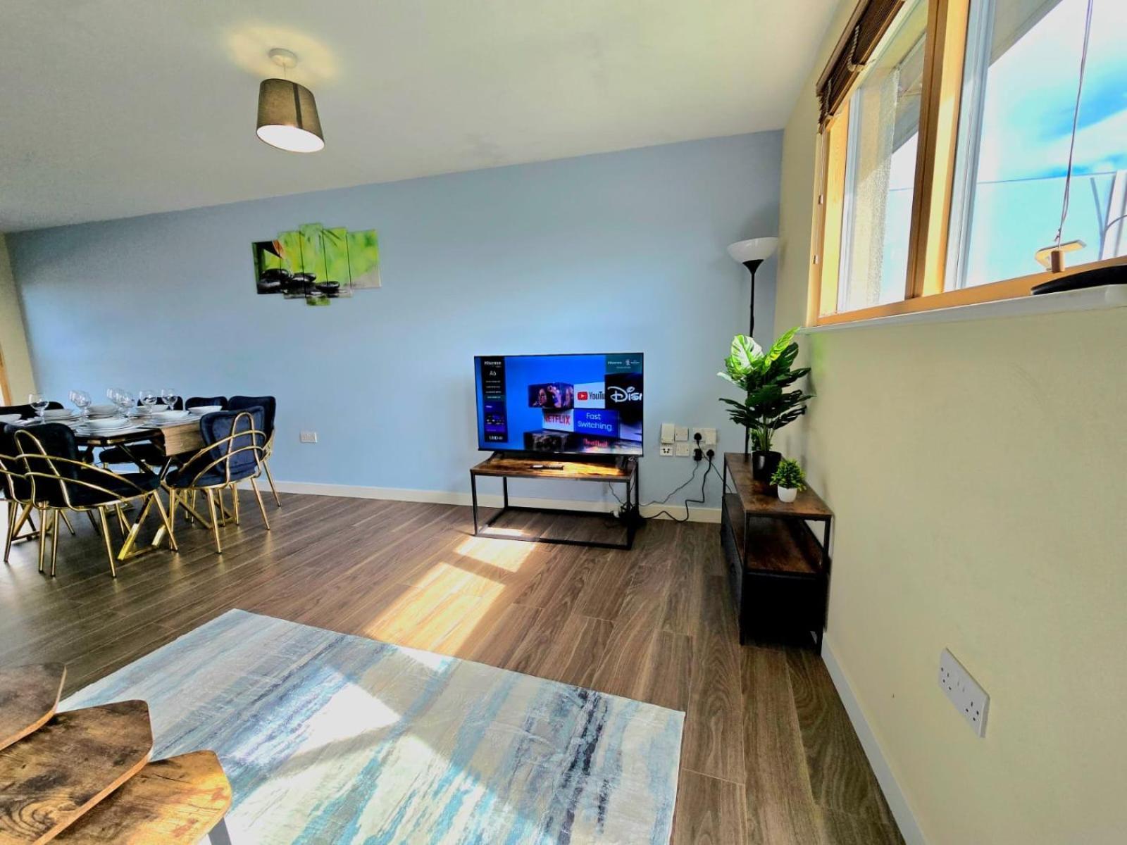 Lejlighed Spectacular 3br 2bath Rooftop Sky-views With Parking London
