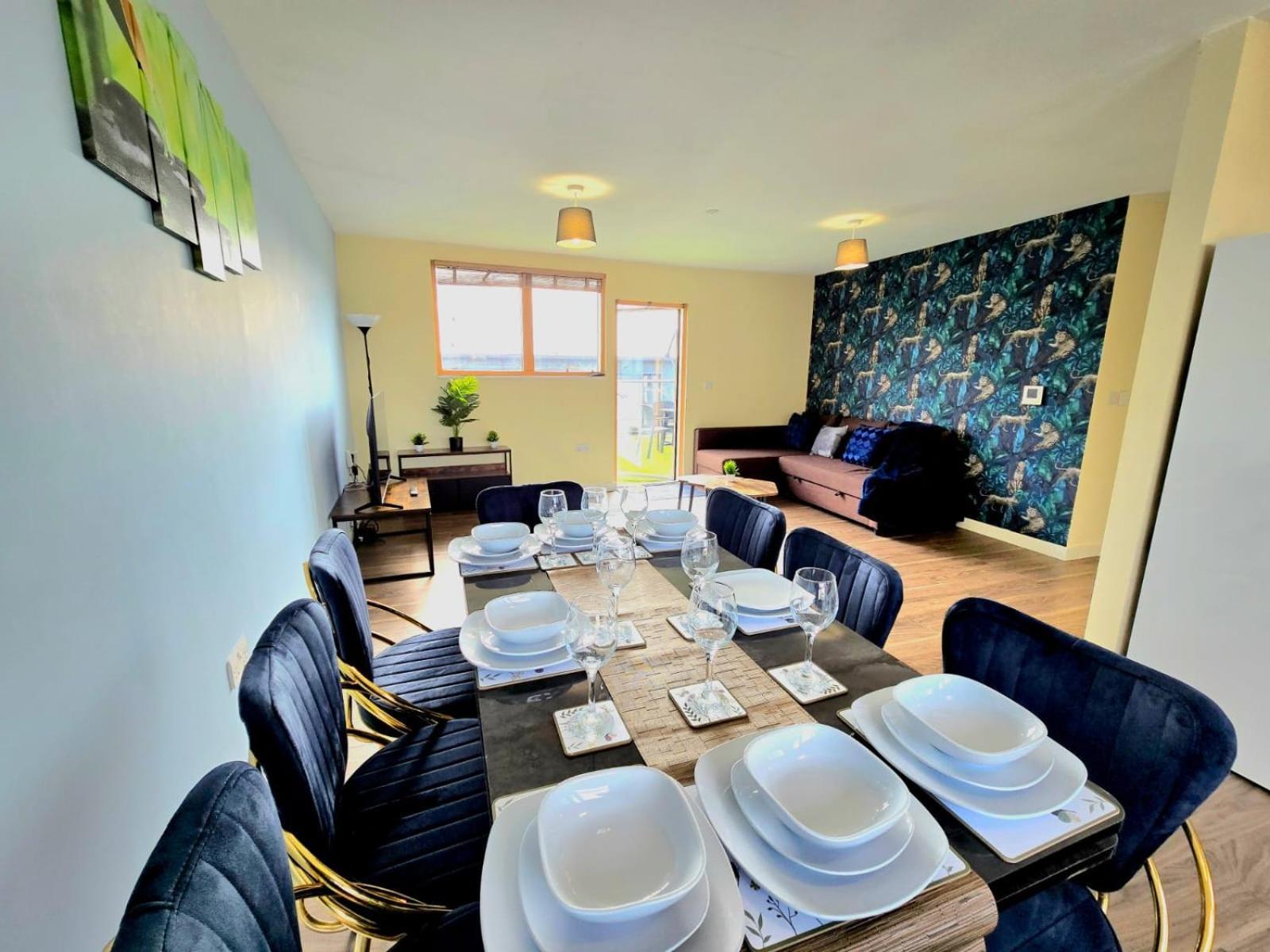 Spectacular 3br 2bath Rooftop Sky-views With Parking Lejlighed