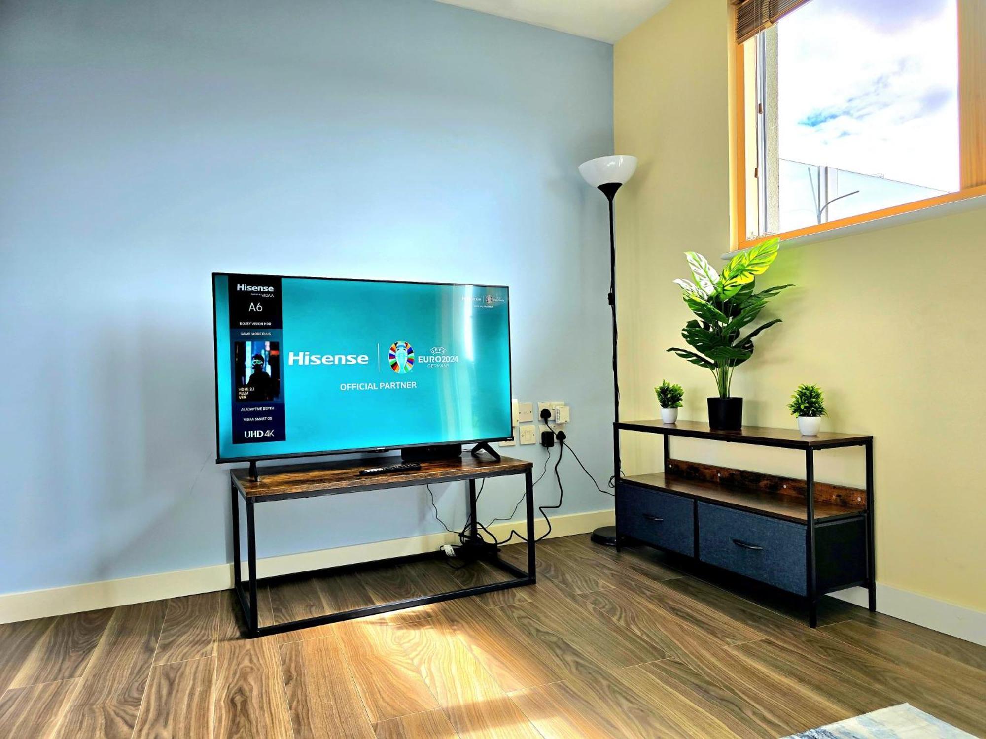 Spectacular 3br 2bath Rooftop Sky-views With Parking Lejlighed