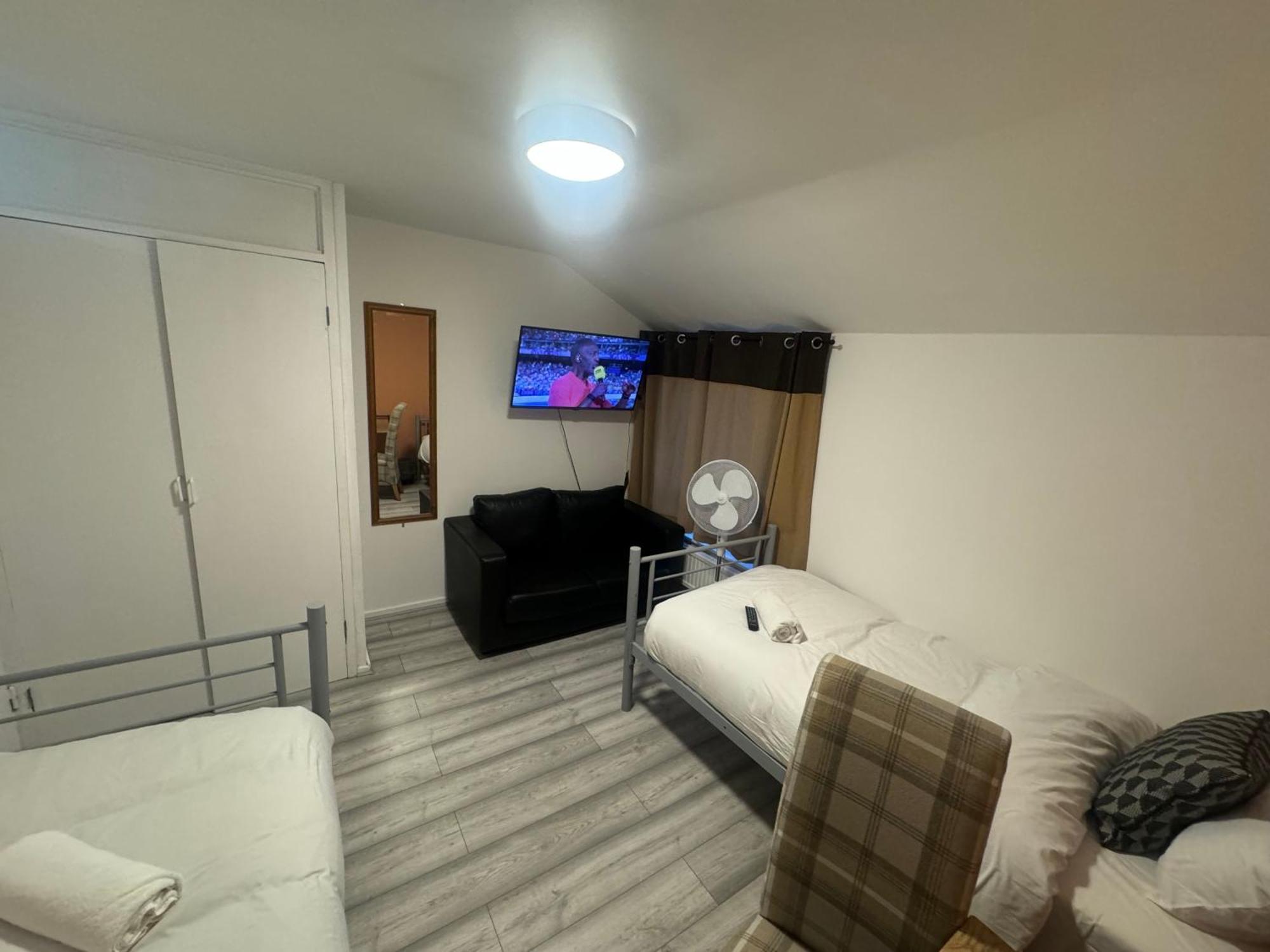 Tottenham Velvet London