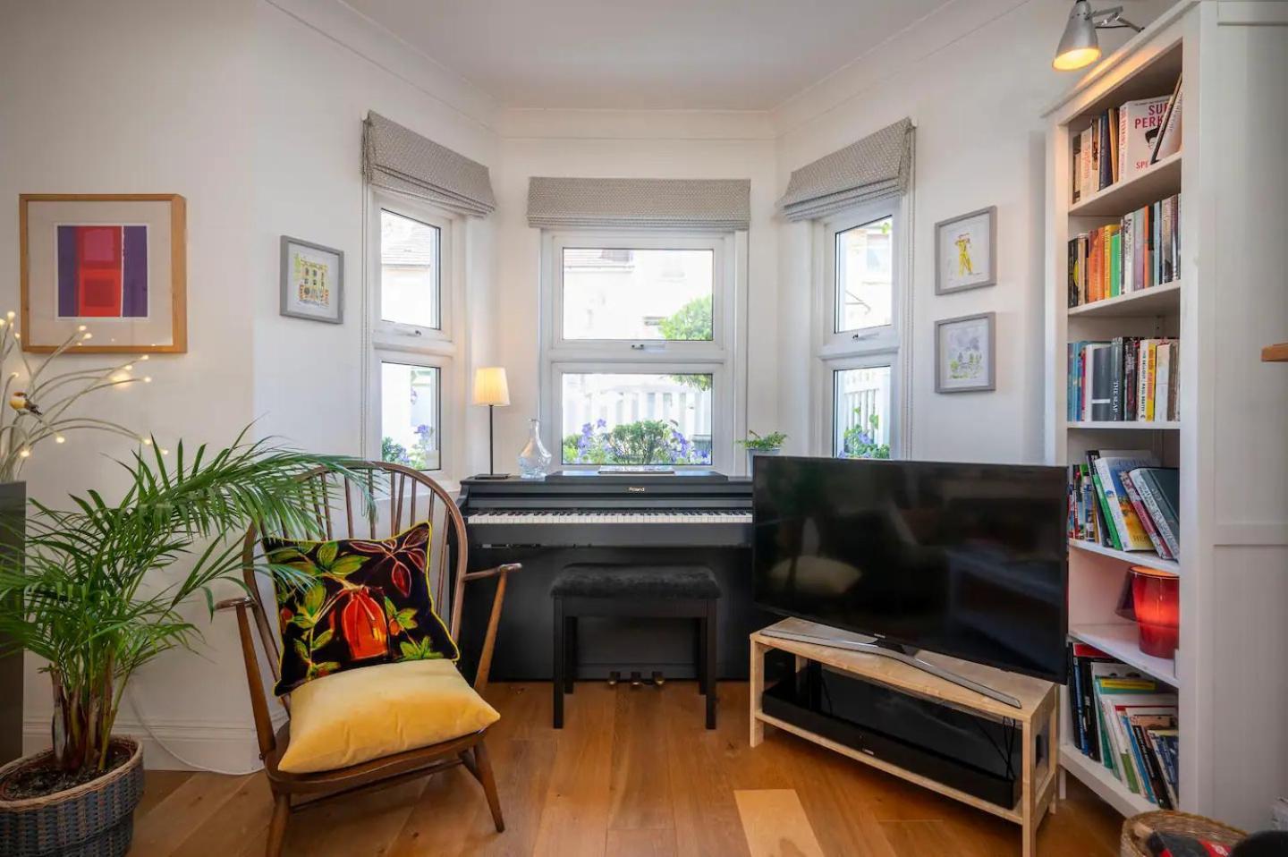 Semesterbostad Pass The Keys Stylishly Designed Townhouse - Garden Oasis London