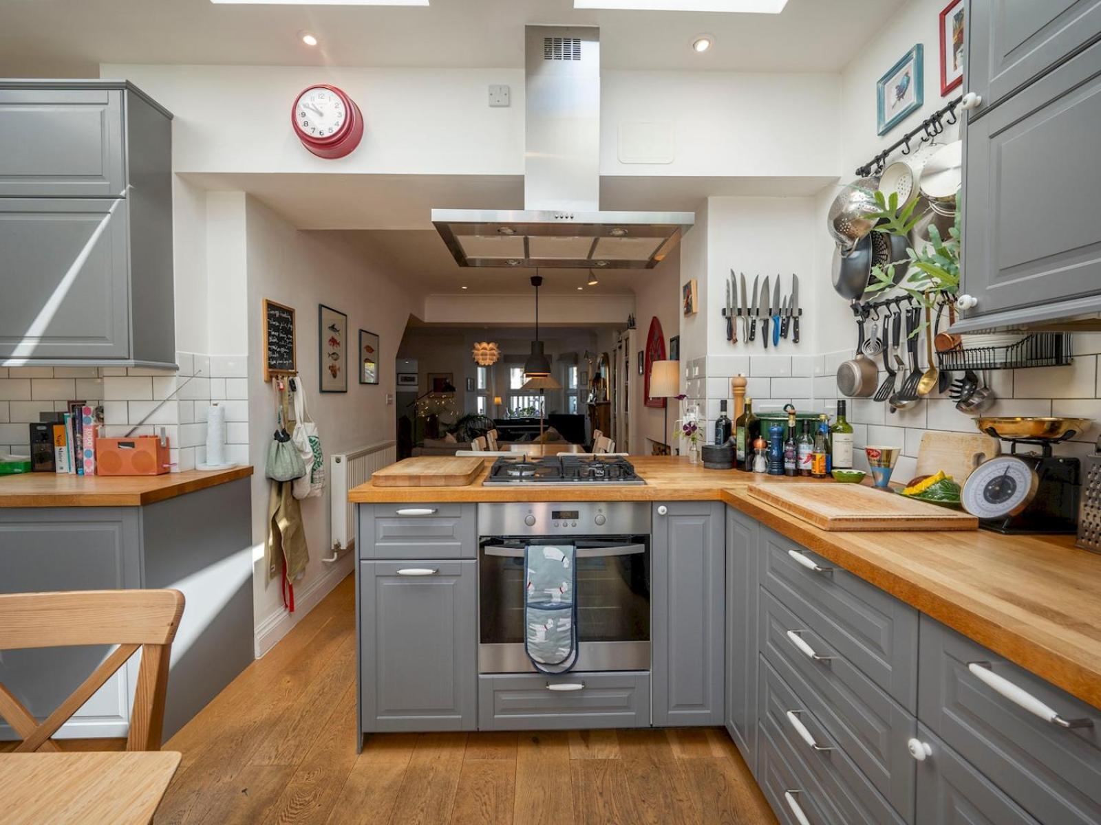 Pass The Keys Stylishly Designed Townhouse - Garden Oasis Semesterbostad London