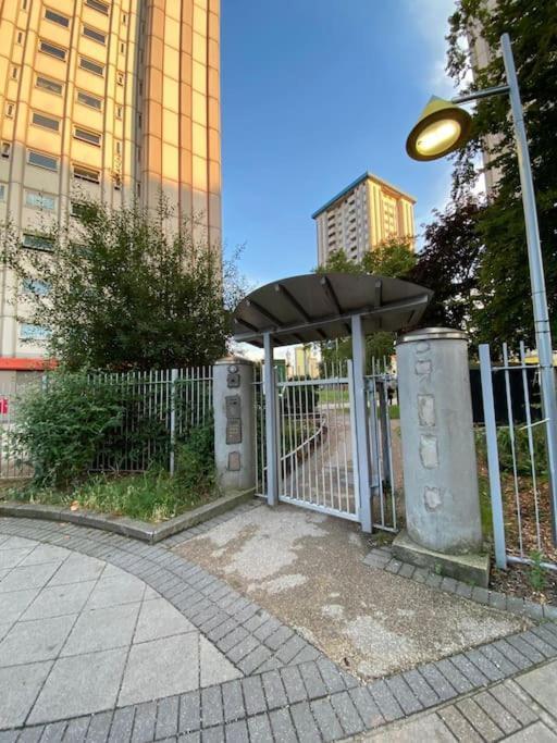 Appartement Comfy Entire Flat With View Balcony In Regents Park, Camden,