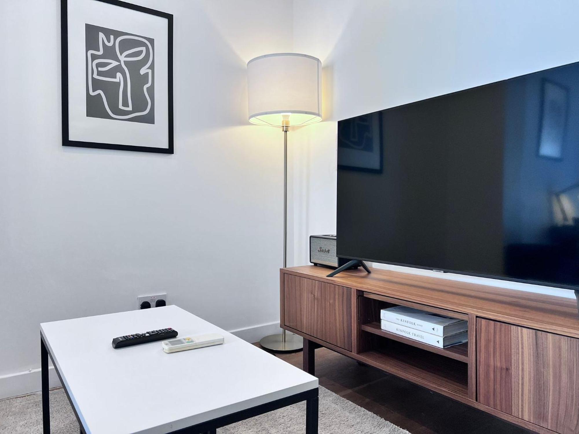 Luxury 2-bedroom Flat In Camden * London