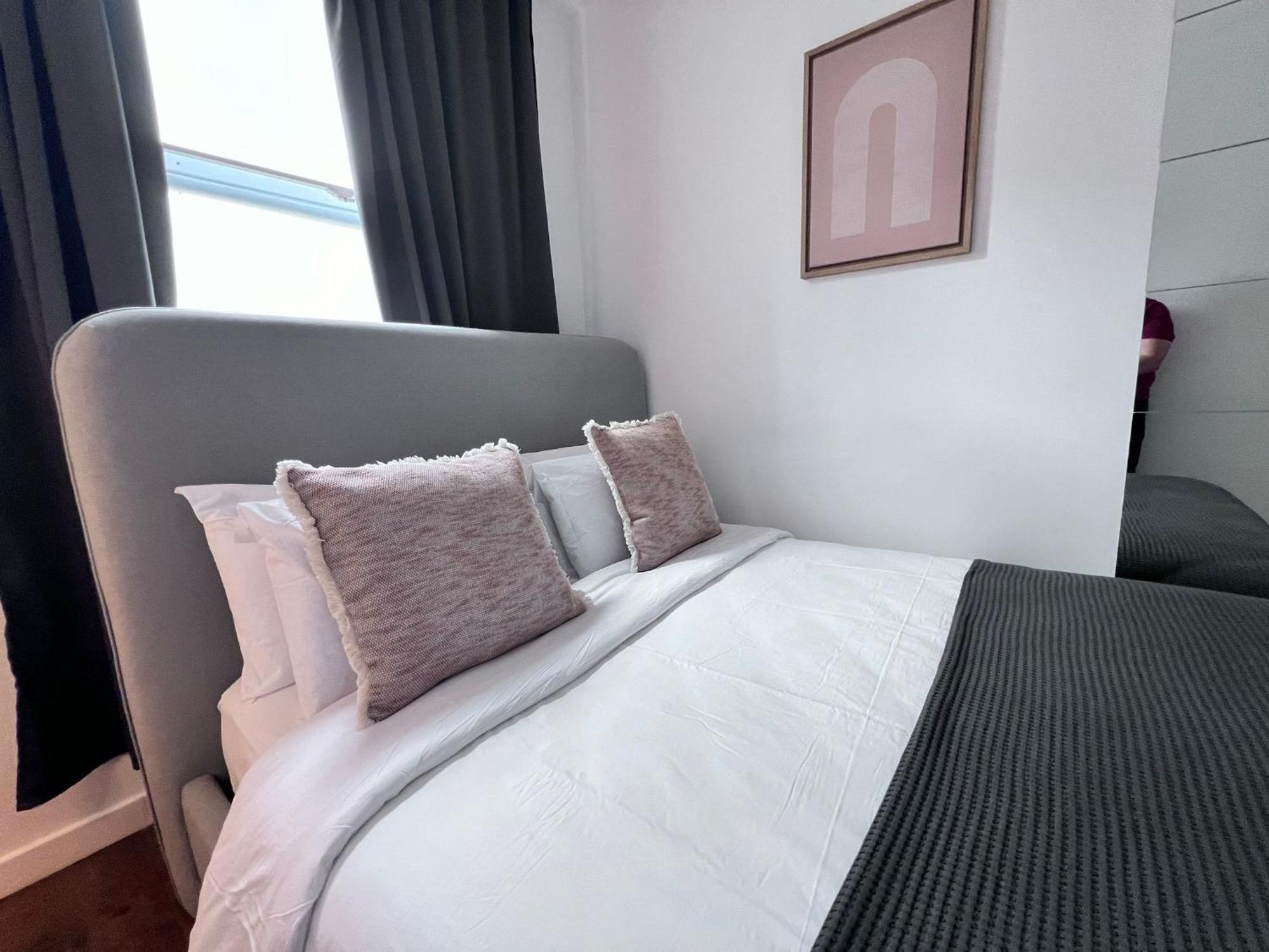 Apartment Luxury 2-bedroom Flat In Camden London
