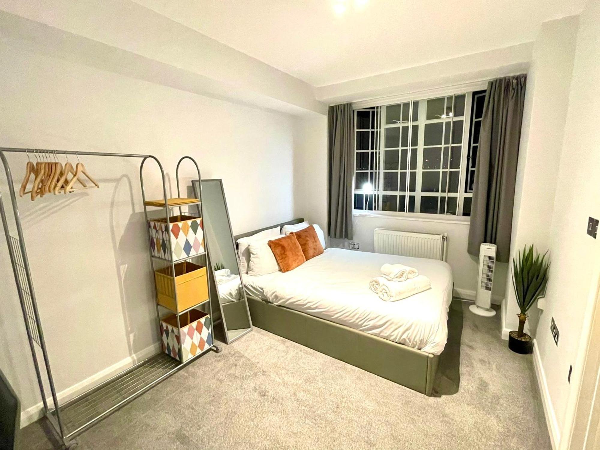 Modern Studio, Prime Location, Stunning View * Londres