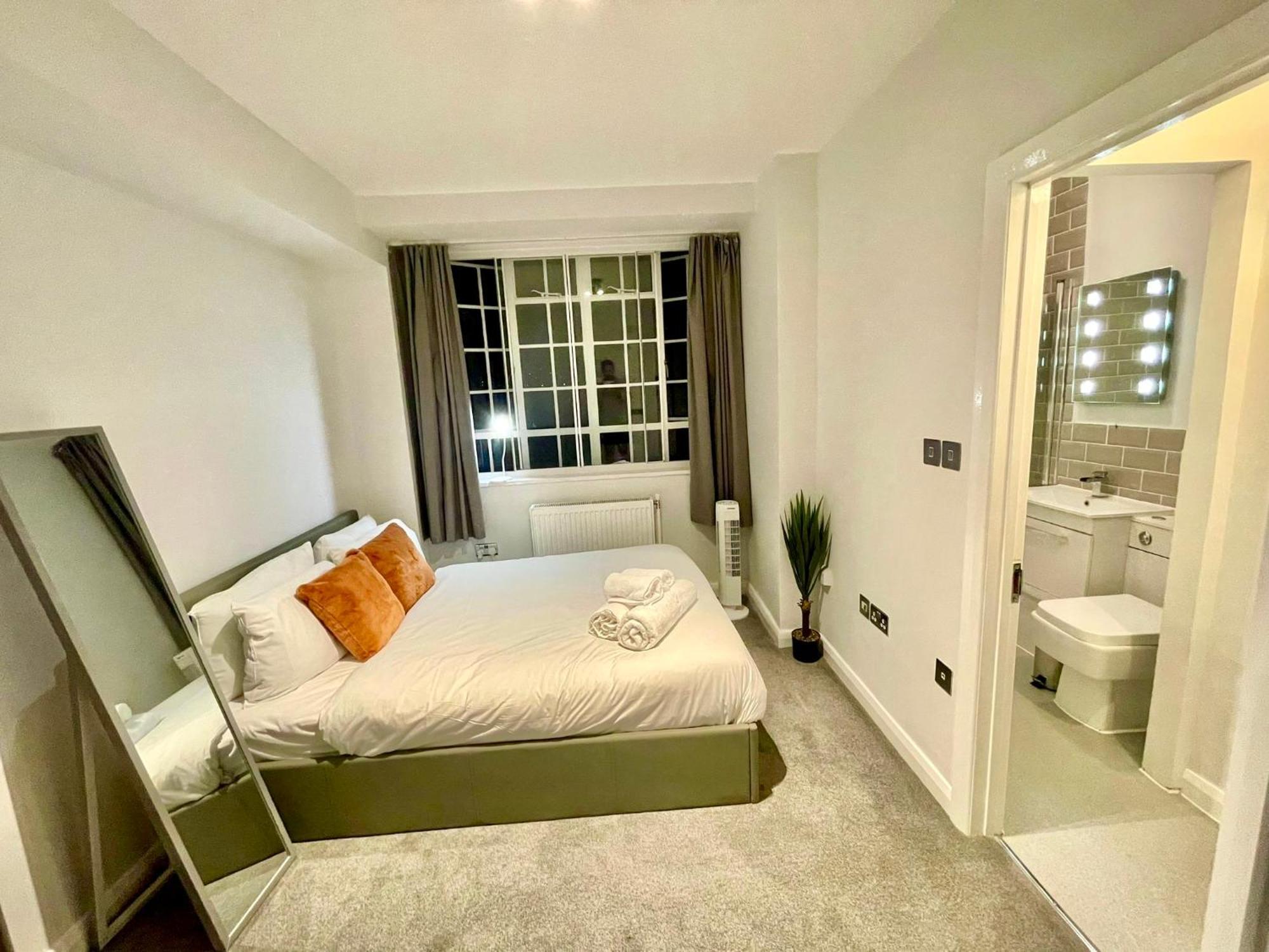 Modern Studio, Prime Location, Stunning View Appartement Londres