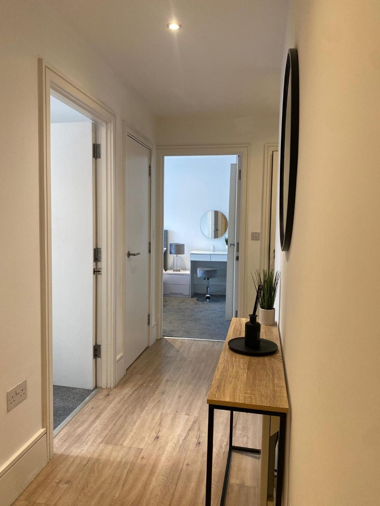 2 Bedroom In Kings Cross, London, N1 * Londra