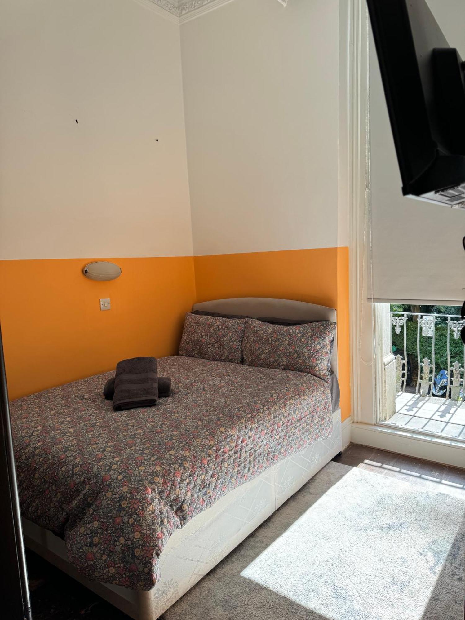 Central, Compact And Fashion Flat For 4 People With Breakfast In Kensington Zone 1 Appartement *
