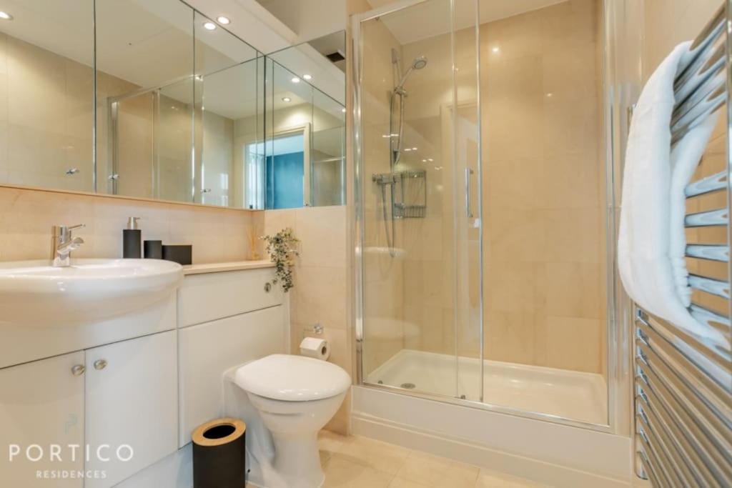 Portico Residences - Stunning Penthouse With River Views In Battersea * London