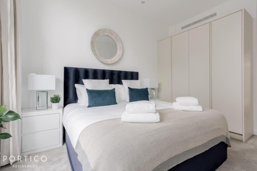 Portico Residences - Stunning Penthouse With River Views In Battersea * London