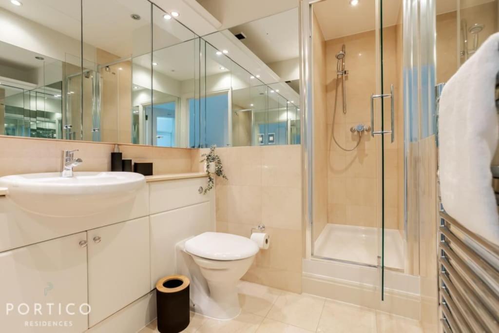 Portico Residences - Stunning Penthouse With River Views In Battersea